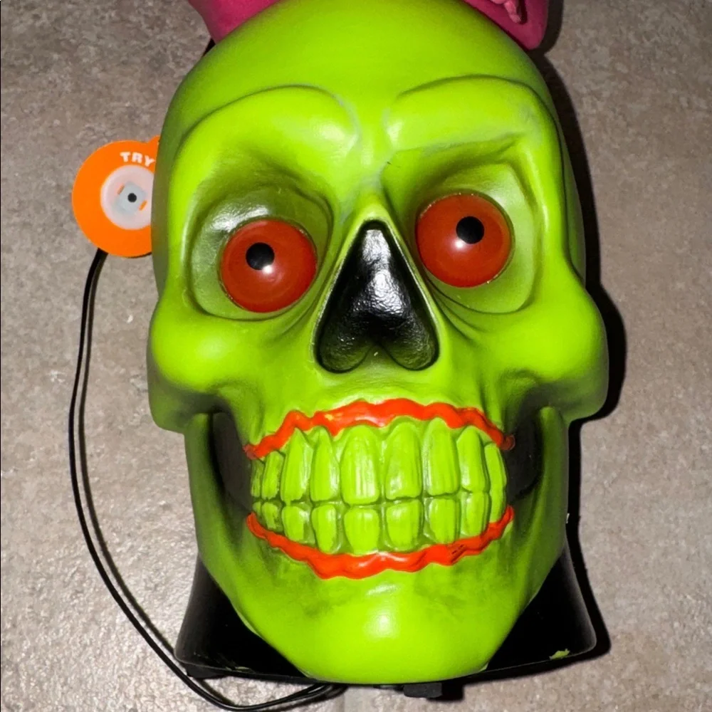 Hyde Eek Neon 12